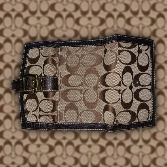 Coach Wallet (Vintage) - Picture 2 of 4